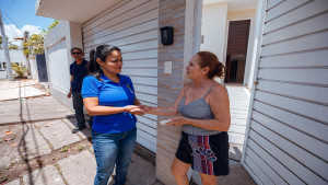 Prefeita Débora Regis acompanha ações pós-chuvas em Lauro de Freitas