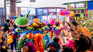 Carnaval fora do circuito: Verão no Parque reúne cortejos, bailes e programação cultural em Lauro de Freitas